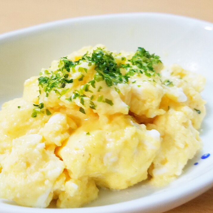 簡単!レンチン de ふわふわスクランブルエッグ!